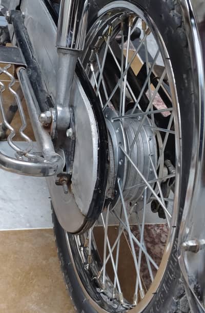 Honda cd 70cc for sale urgent engine good working all Lahore no