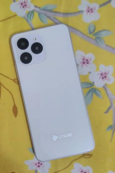 Dcode cygnal 3 pro 8GB + 128GB