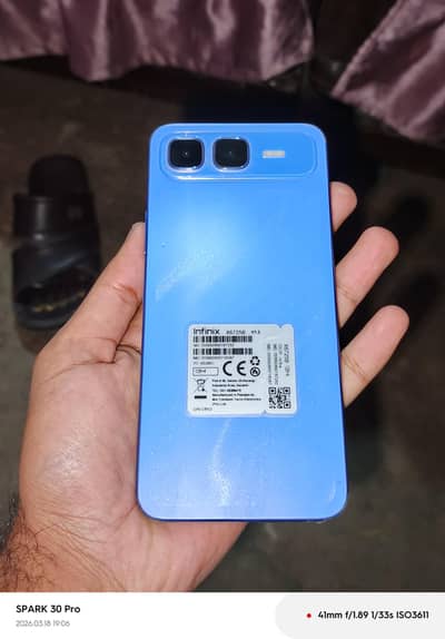 Infinx smart 10 plus 4+4/128gb with warranty 10/10 original box char