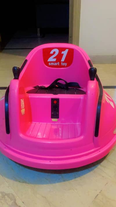 Smart toy doging car