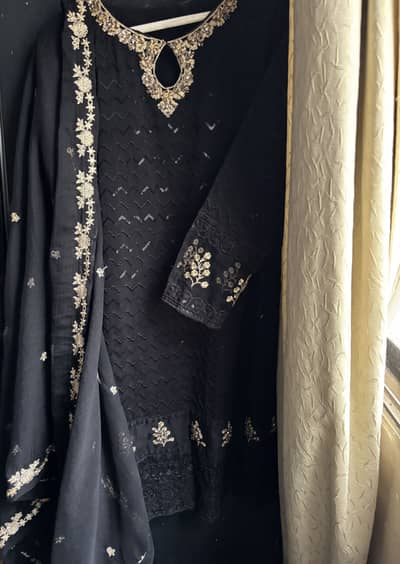 Embroidered 3 piece dress ready to wear