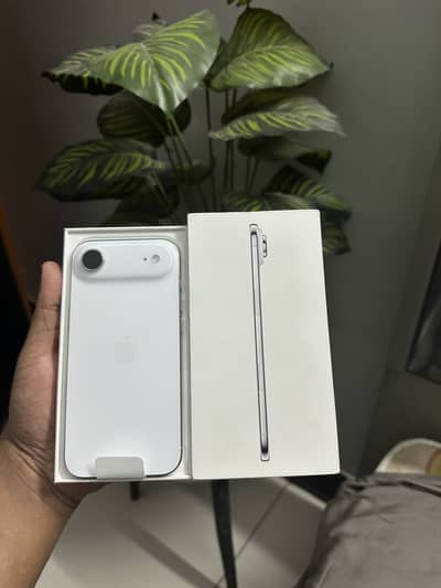 IPHONE 17 AIR FACTORY UNLOCK 256 GB Open Box