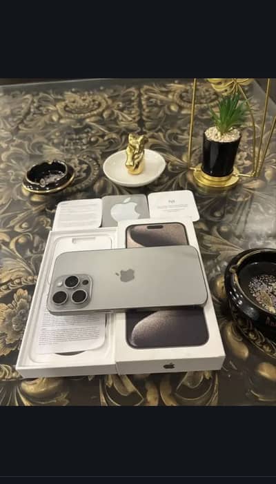 Iphone 15 pro max 256gb natural titanium with box