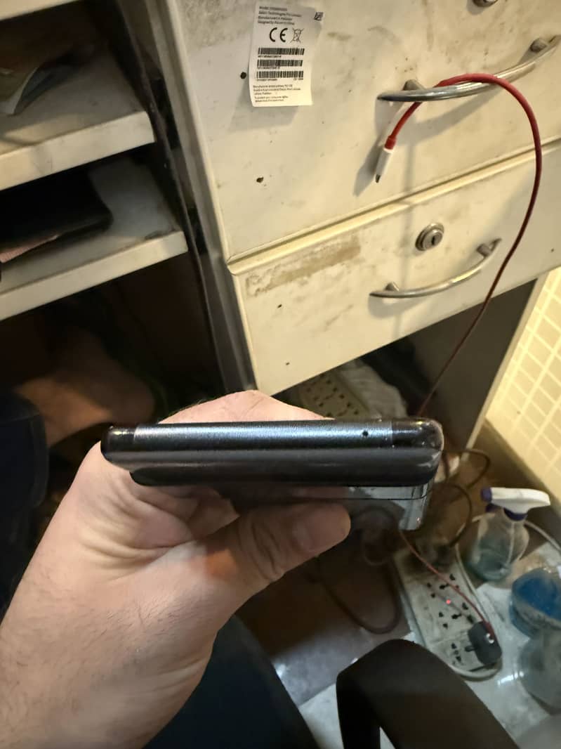 Google Pixel 6 pro 4