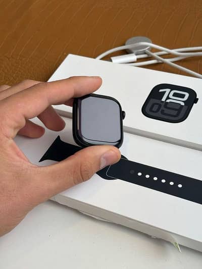 apple watch series 10 46mm full box and 5 months warranty