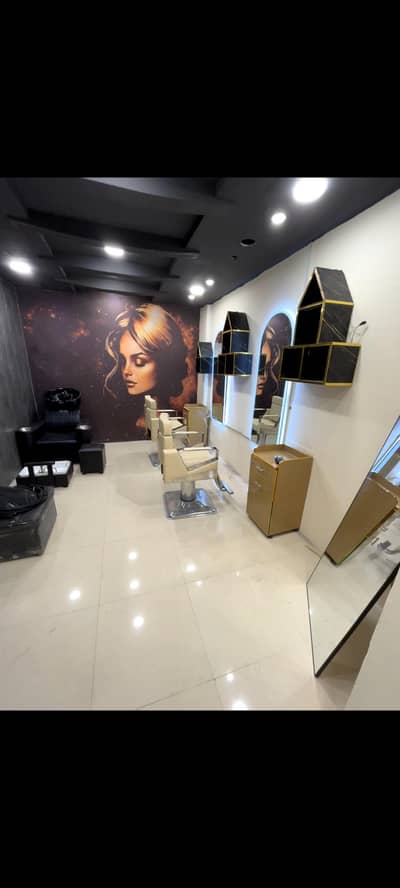 need experience ladies for salon