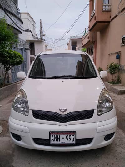 Toyota fun Cargo automatic