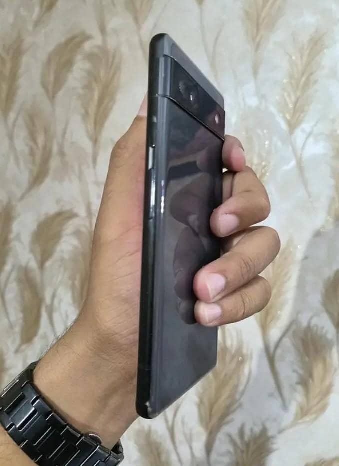 Google pixel 6A 4