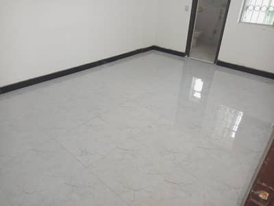 600 Yards Well Maintain House