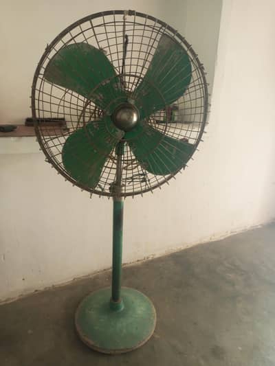 2 pedestal fan