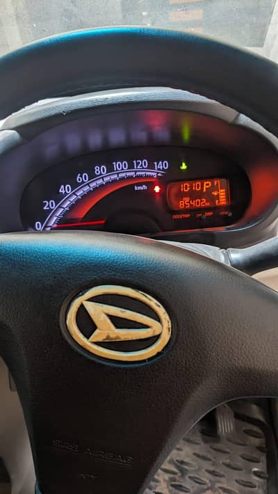 Daihatshu move 2013 17 black original condition inside