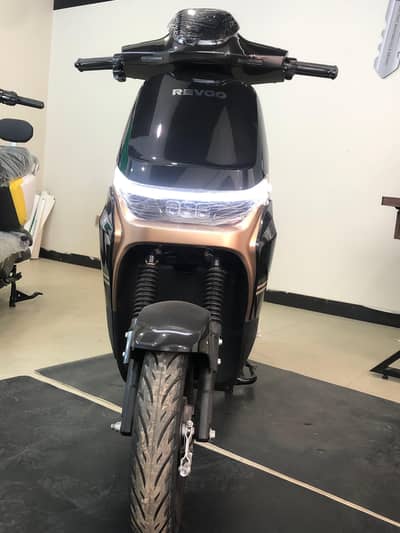 REVOO A-11 0329/4037371