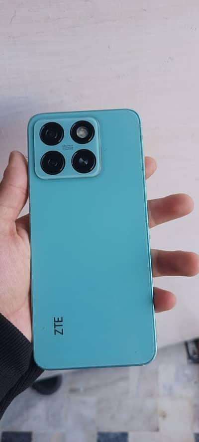 ZTE BLADE A55 { 4 GB Ram 64 GB Rom