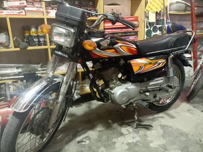 honda 125 2022 modal  . first owner urgent sale