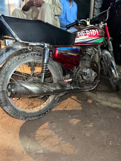 asalamu Alaikum cg honda 125 2012 Golden number