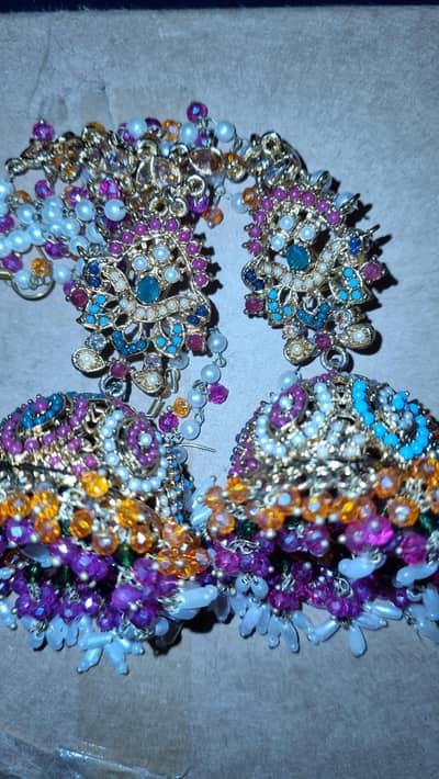 Indian style jhumka with bindi