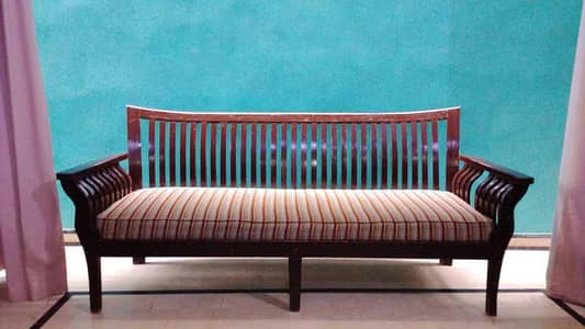 7-seater wooden sofa set