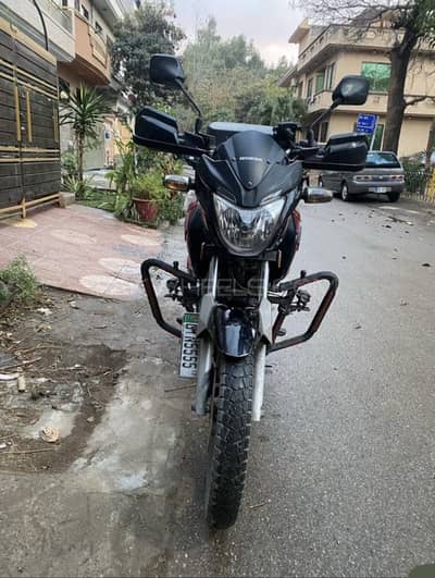 Honda cb 150f 2017 model