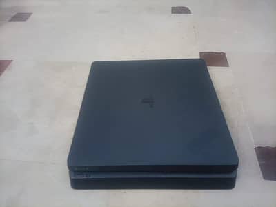 PS4 Slim Jailbreak With Full Of Games With All Assesories