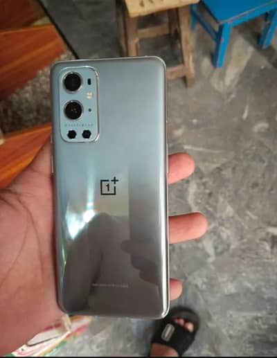 One Plus 9Pro ( 8 /256 )