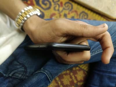 iphone 7 factory unlocked LLA Mode battery 91%l