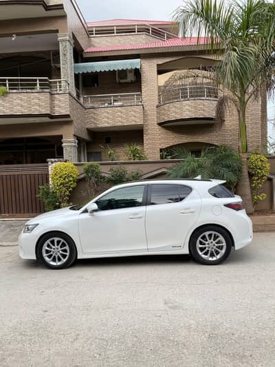 Lexus ct200h 2012 model 2016 import