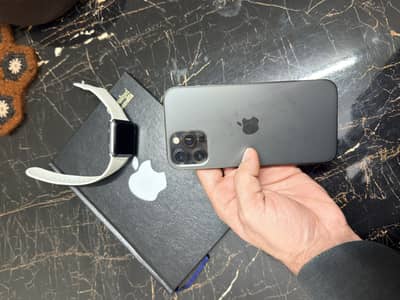 Iphone 12 pro max sim working read ad first