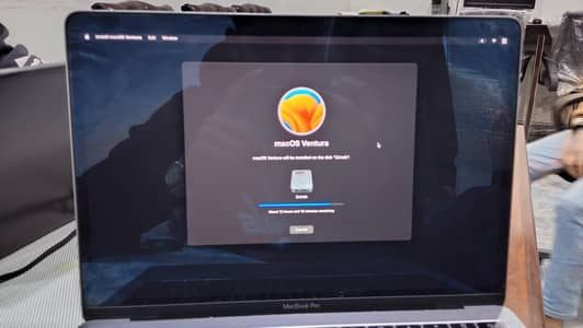 MacBook pro 2017  slim