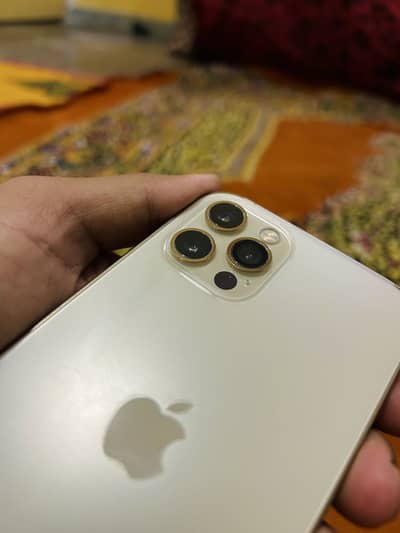 I phone 12 pro - gold - 128gb