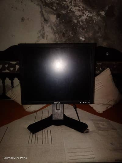 computer LCD new condition. 03084514254