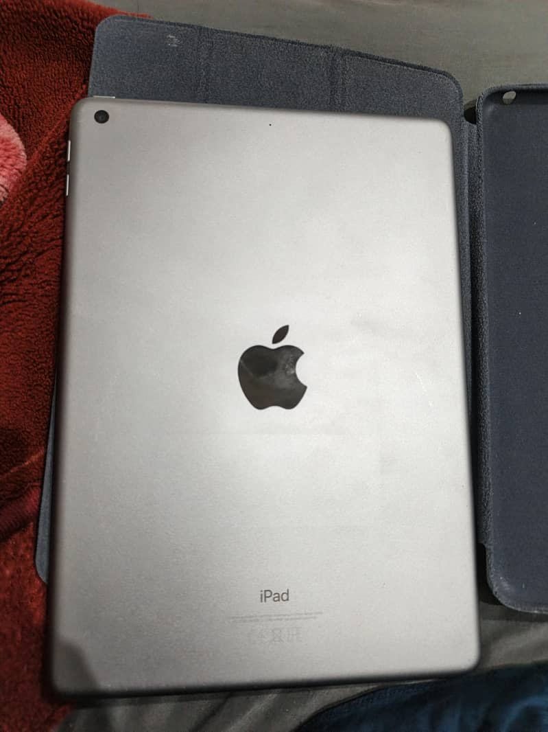 iPad 6th Generation 2