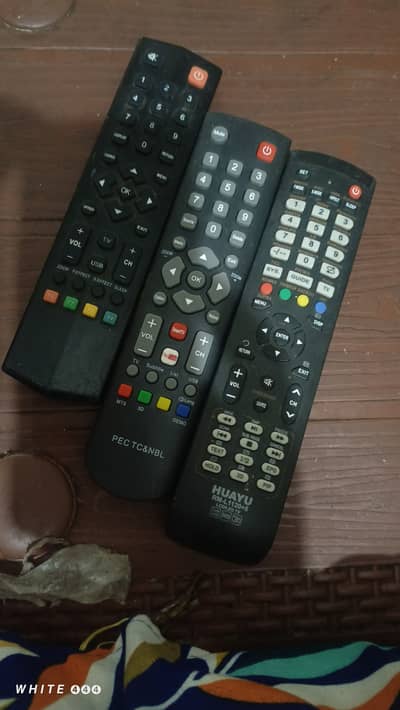TCL 2 remote and one universal