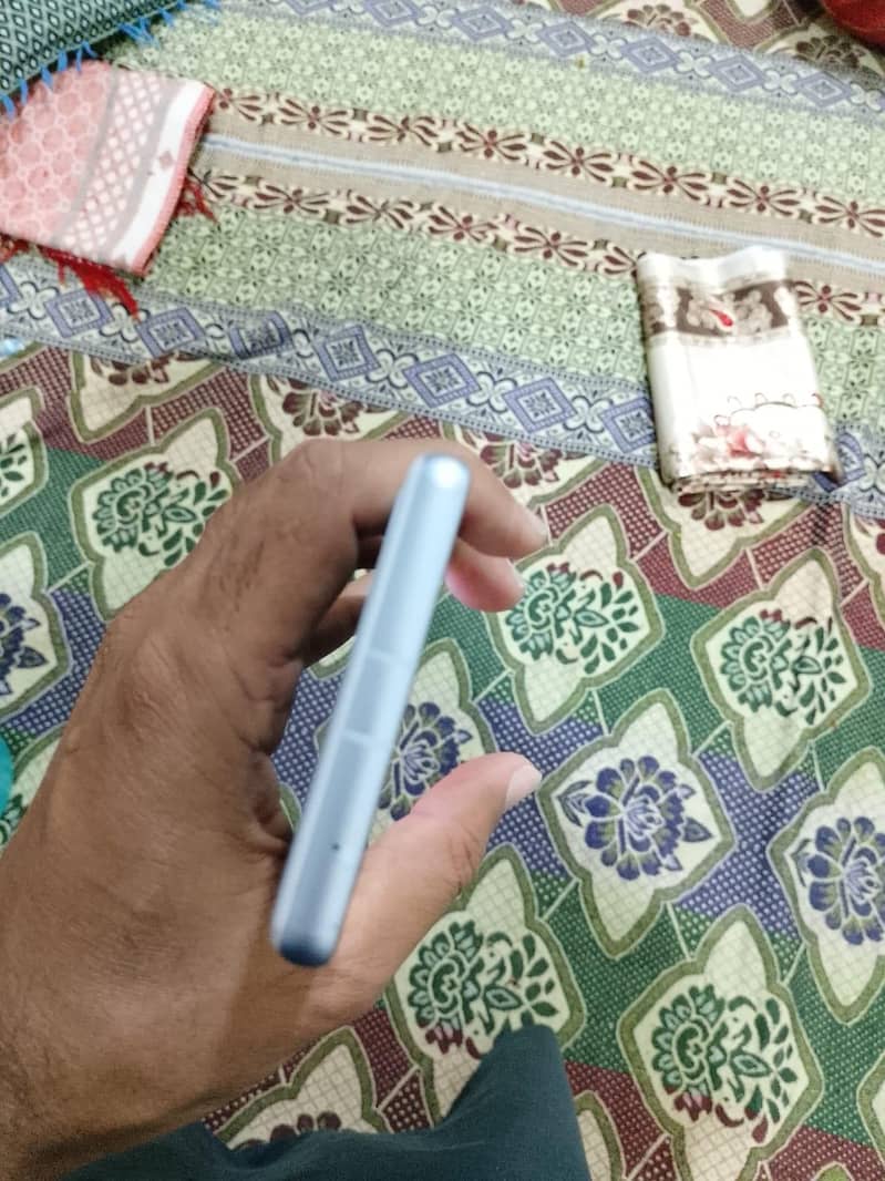 Google pixel 7a 03037374662 Whatsapp 6