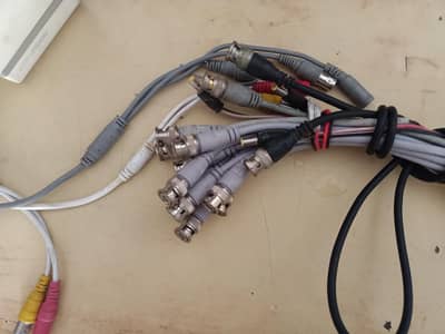 8 pote hikvison DVR 10/10 condition