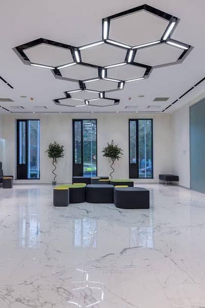 100 rupe square feet