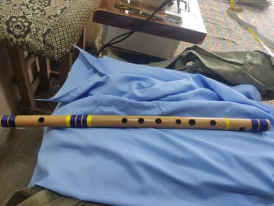 (C) scale International  Flute  for sale