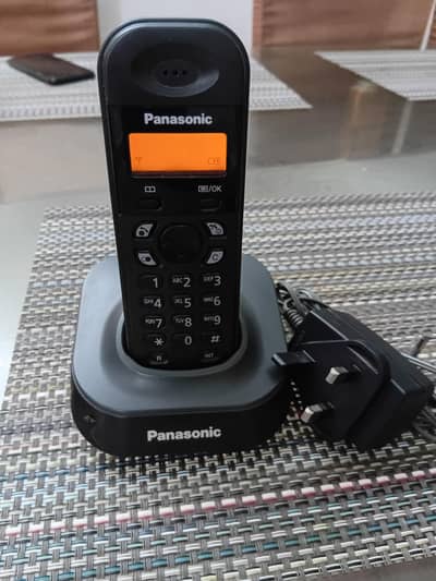 Digital cordless phone