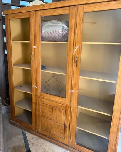 Crockery WardRobe (Bartan Almari)
