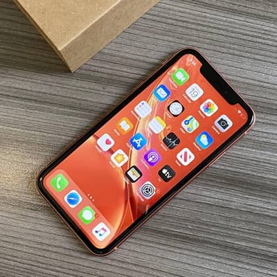 iPhone Xr 64GB only WhatsApp number 03468444939