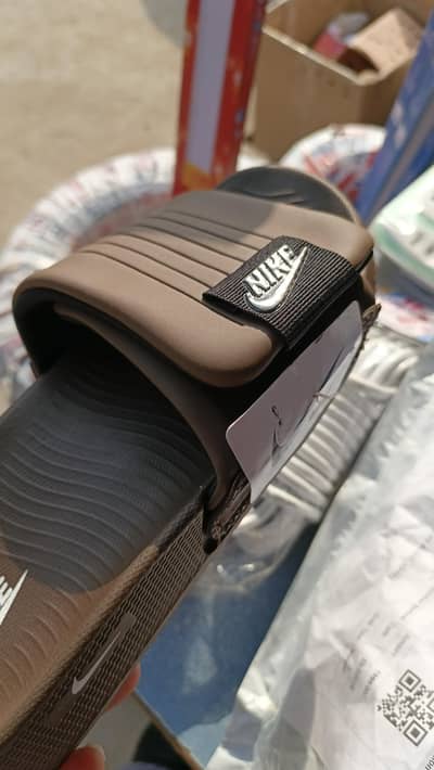 trending slippers brand new available