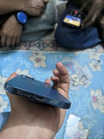 iphone 12 pro max official approvaed