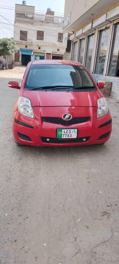 TOYOTA VITZ 2007/12 MINOR TOUCHING TOP OF THE LINE BRAND NEW CAR