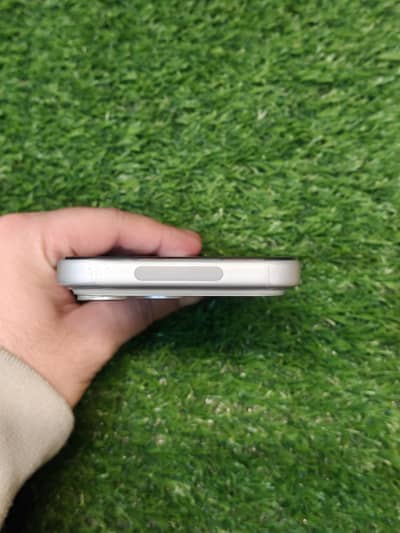 Iphone 17 Pro Max - 256GB - Silver - Complete Box - Non PTA