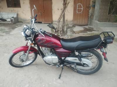 Suzuki GS 150 Model 2022 - Good Condition