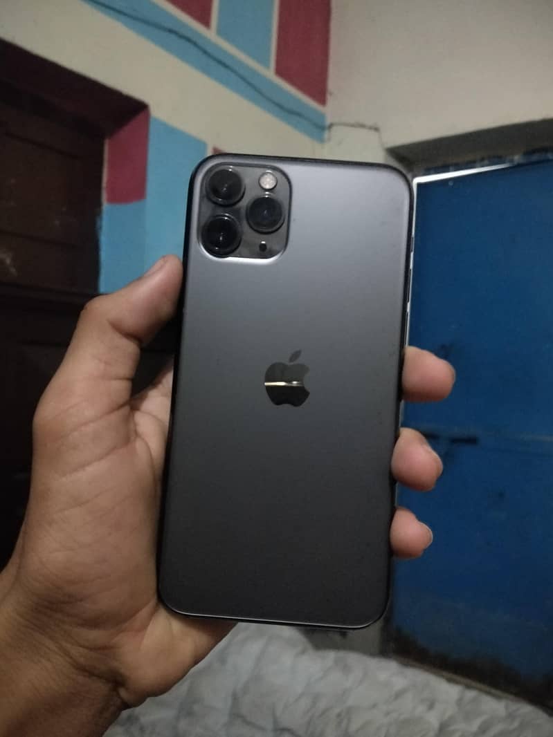 iphone 11 pro 1