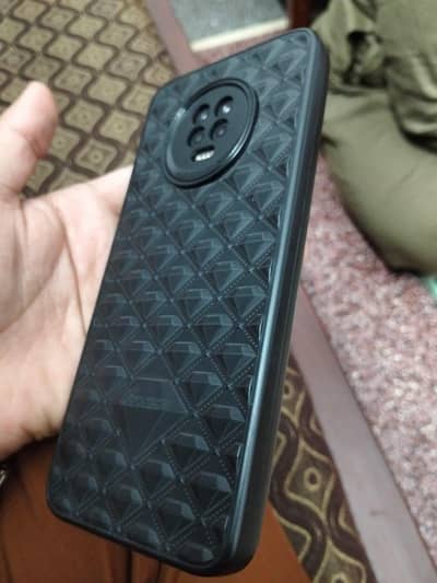 Storage (6)(128) fingerprint bhi ok hai