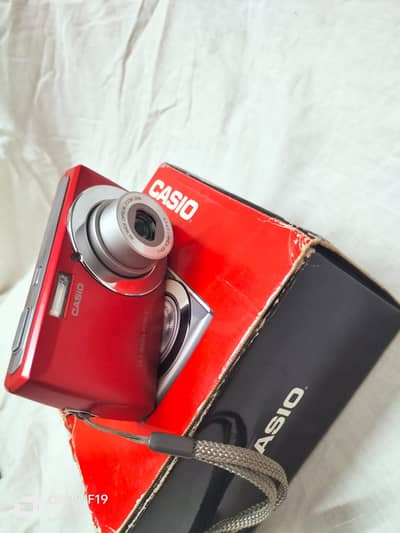 [BOXED] Casio Exilim QV-R100 Metallic Red – Full Y2K Vintage Kit