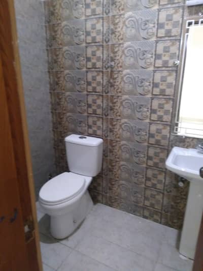 Beautiful Location House For Rent in F-11/3