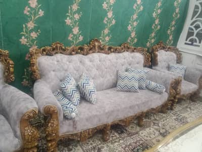 chinoti sofa
