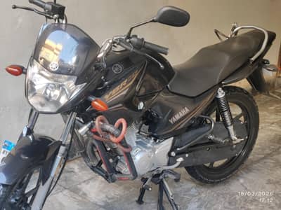 Yamaha YBR 125 ESD (2022)